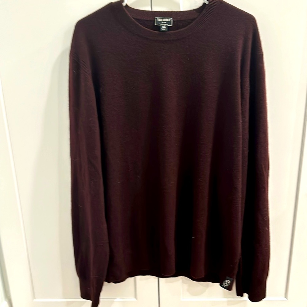 Cashmere. 100% cashmere maroon sweater!